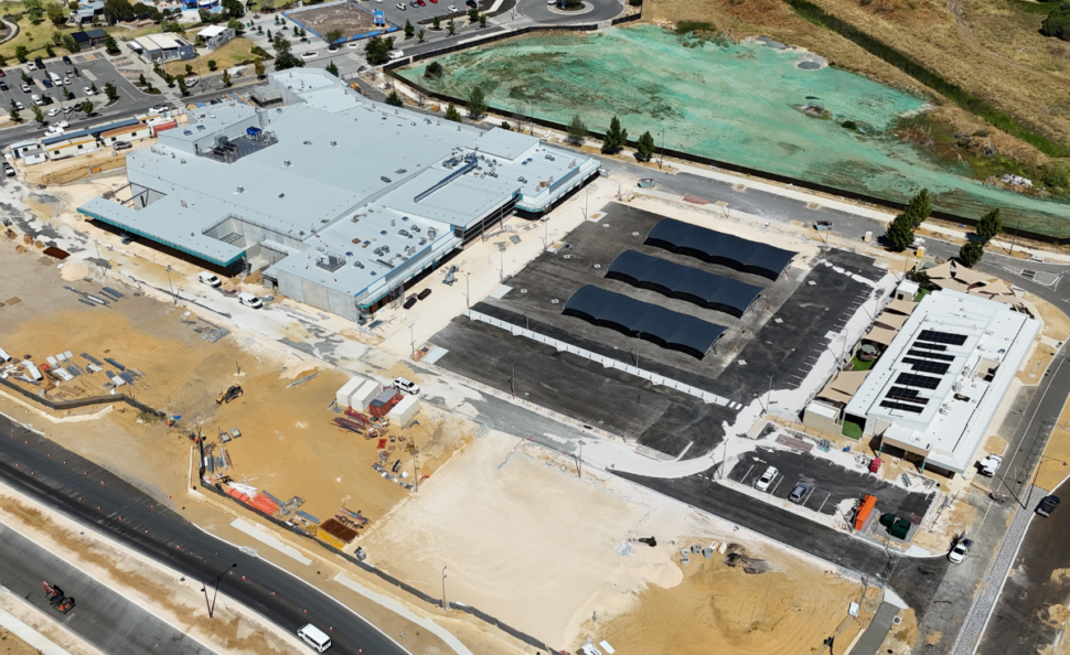 REMC Ricciardo Earthmoving delivers the civil and earthworks for the Sienna Wood Woolworths project.